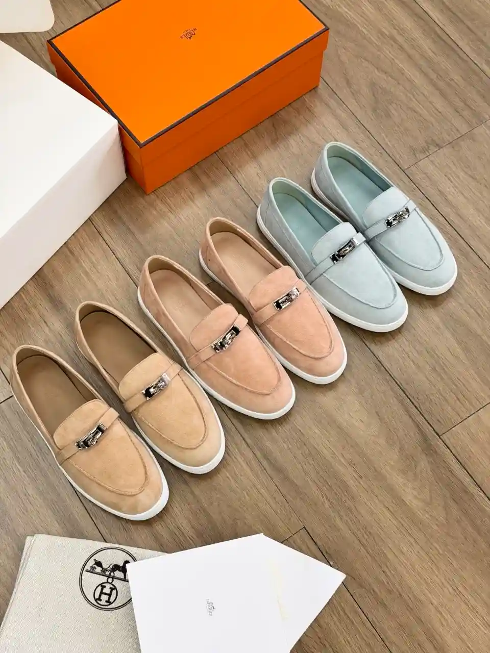 HERMÈS 에르메스 켈리 버클 실크 스웨이드 로퍼 이미지 2