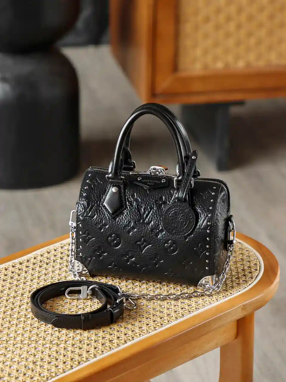 LOUIS VUITTON 루이비통 2026 신상 스피디 트렁크 20 모노그램 이미지 3