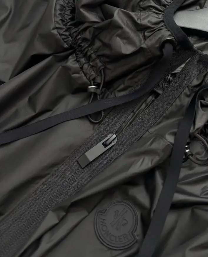 MONCLER 몽클레어 울트라 라이트 브리더블 후드 윈드브레이커 이미지 2