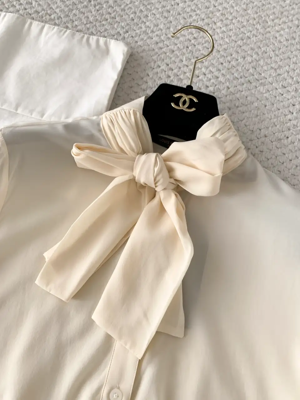 LOUIS VUITTON 루이비통 아이코닉 실크 모노그램 롱 슬리브 셔츠 이미지 2