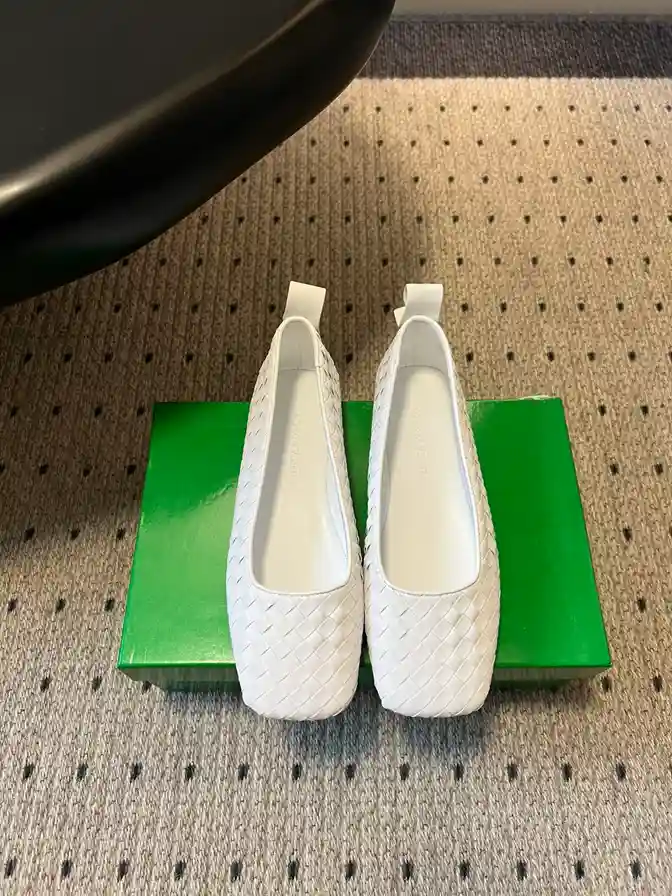 BOTTEGA VENETA 보테가베네타 샬롯 발레리나 플랫슈즈 이미지 5