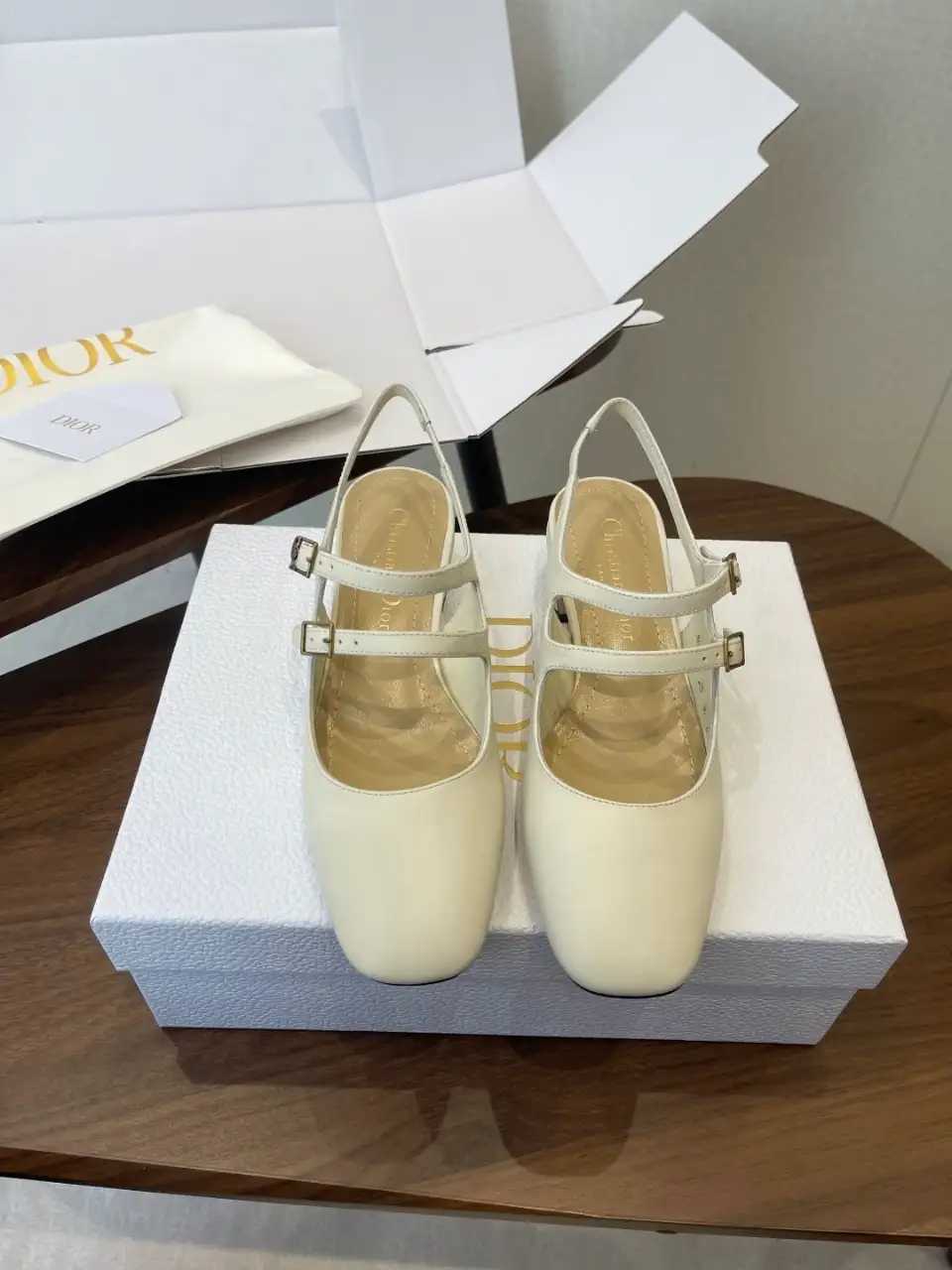 DIOR 디올 셰리 슬링백 펌프스 서플 카프스킨 블랙 이미지 3