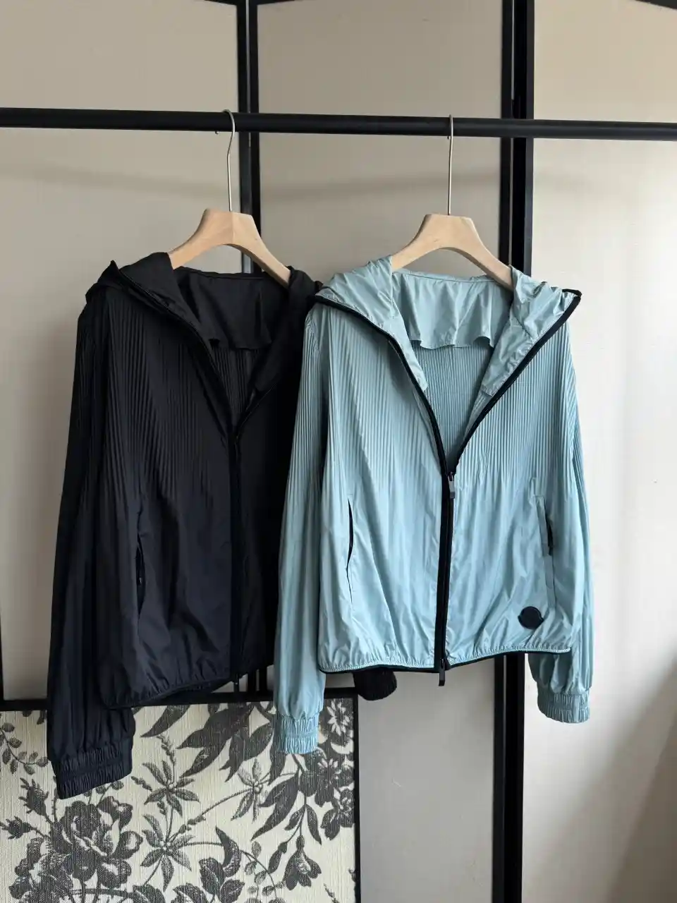 MONCLER 몽클레어 아네모네 플리츠 후드 자켓 이미지 2