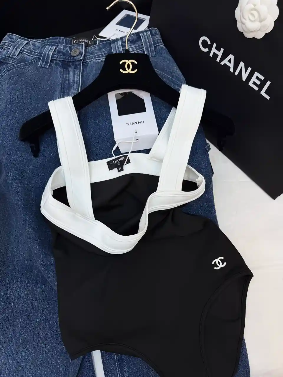CHANEL 샤넬 2026 봄/여름 로고 수영복 이미지 2