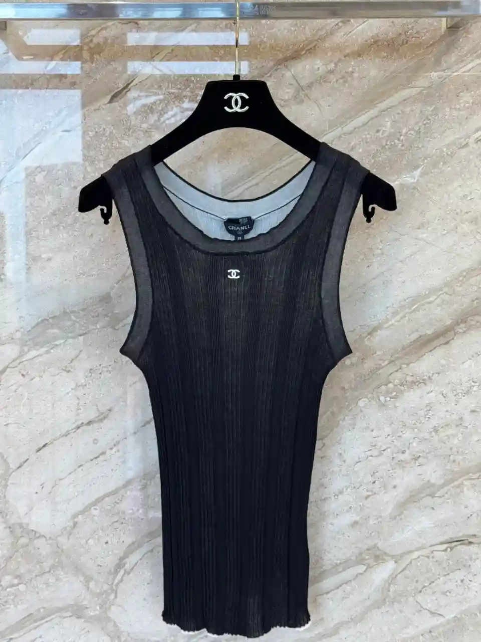CHANEL 샤넬 코코비치 니트 민소매 이미지 2