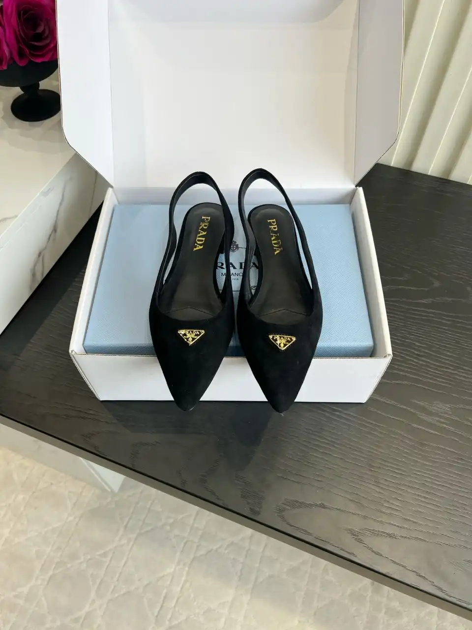 PRADA 프라다 페이턴트 가죽 슬링백 펌프스 이미지 3
