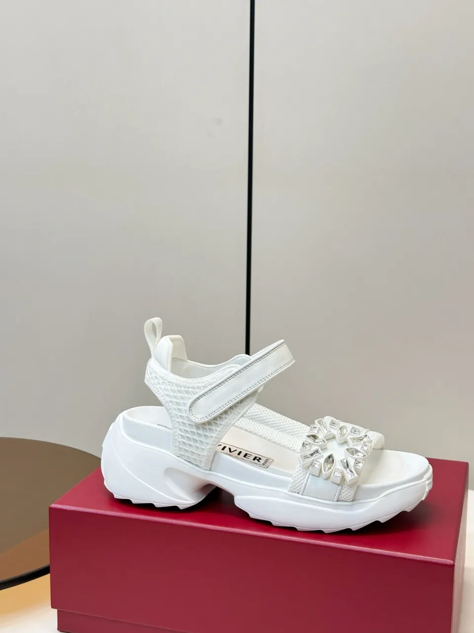 Roger Vivier 로저비비에 비브 온 더 런 샌들 이미지 3