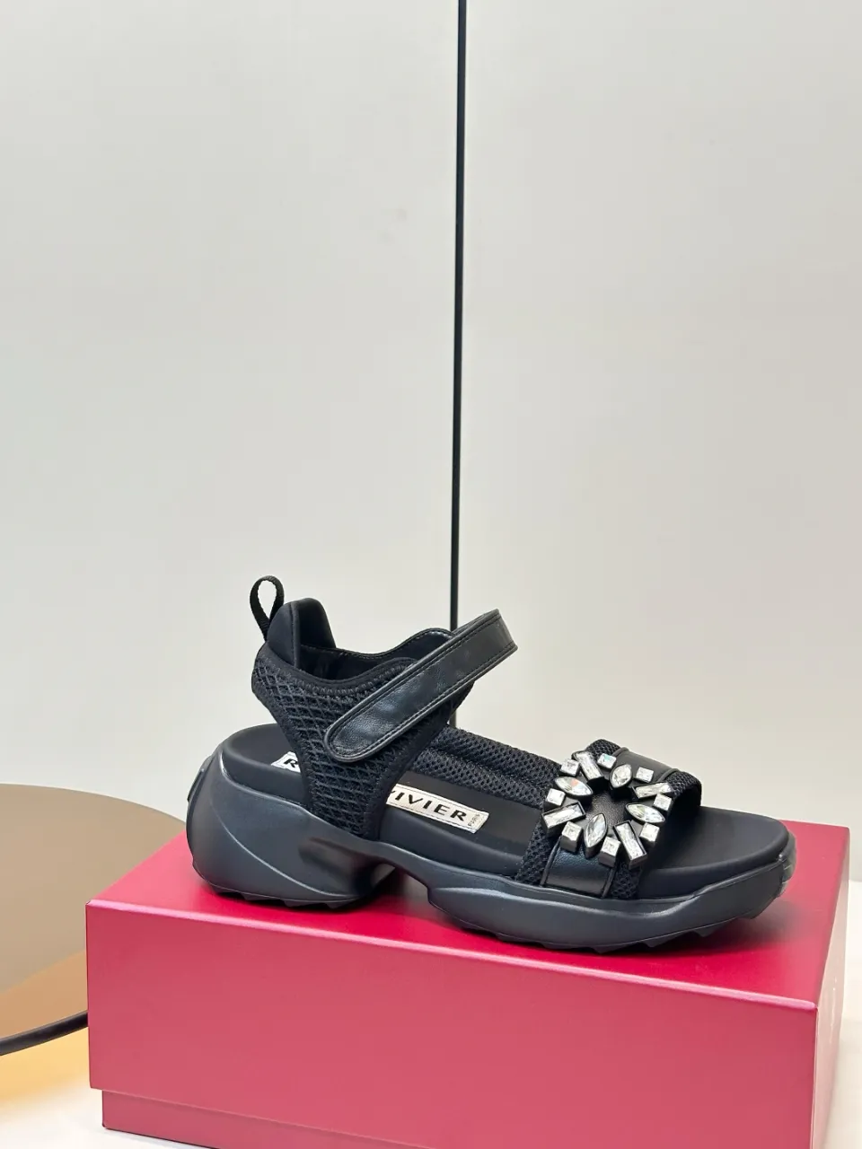 Roger Vivier 로저비비에 비브 온 더 런 샌들 이미지 2