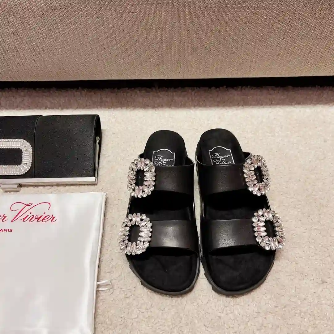 Roger Vivier 로저비비에 슬라이디 비브 버클 슬리퍼 이미지 2