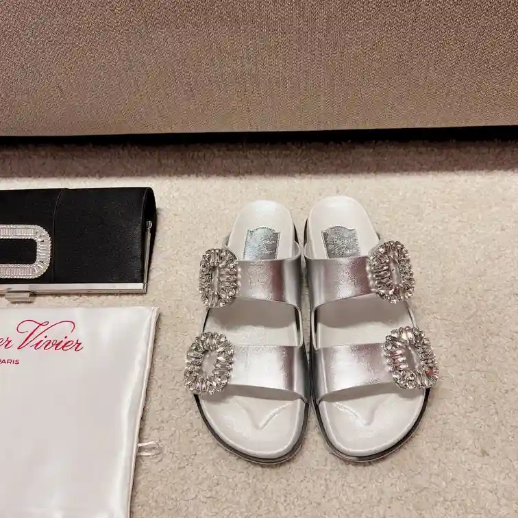 Roger Vivier 로저비비에 슬라이디 비브 버클 슬리퍼 이미지 4