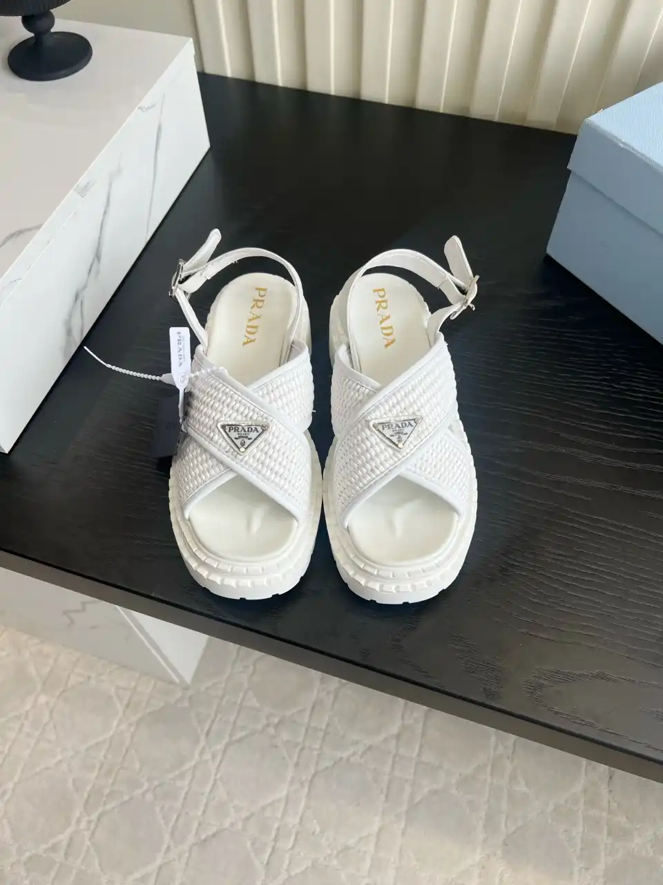 PRADA 프라다 우븐 크로스 플랫폼 샌들 이미지 4