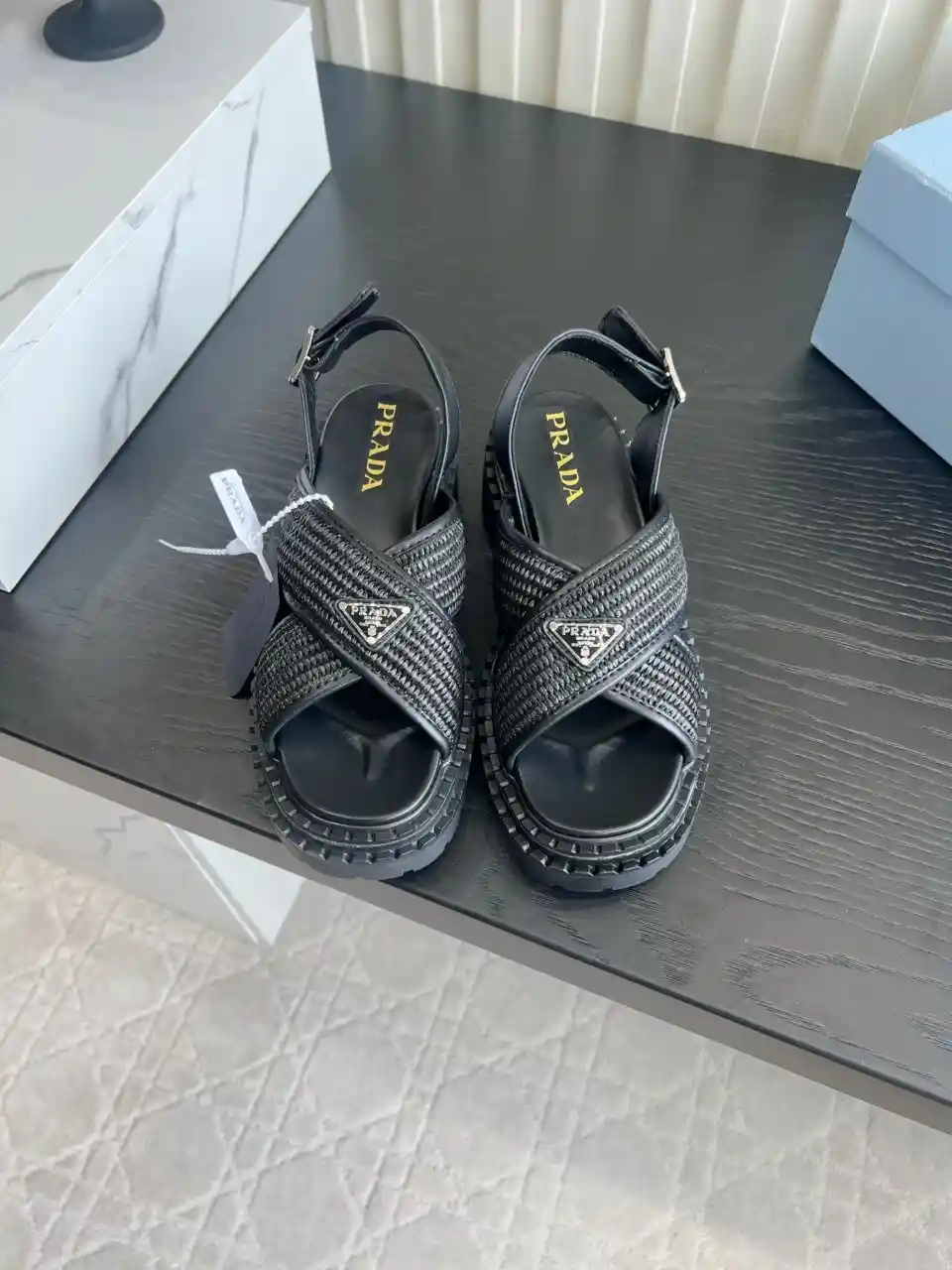 PRADA 프라다 우븐 크로스 플랫폼 샌들 이미지 3