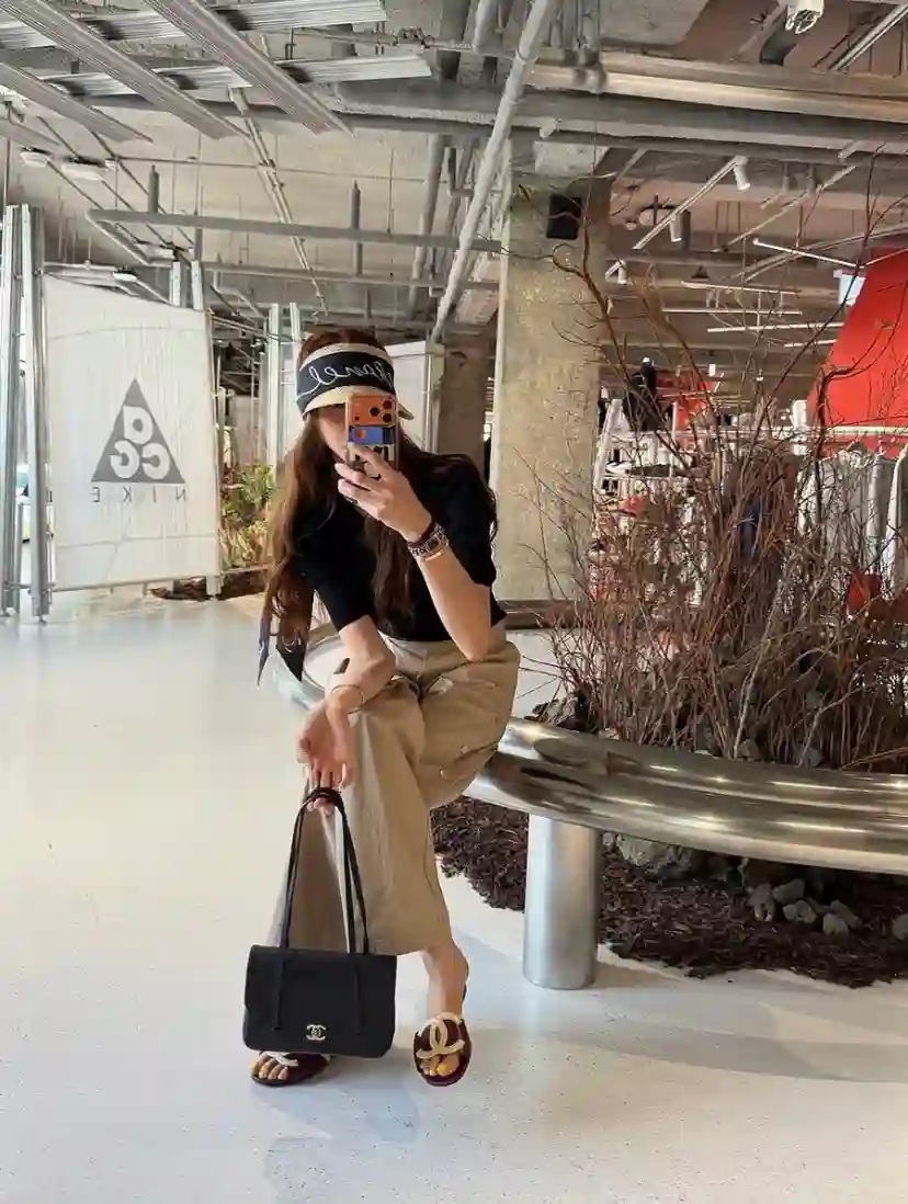 CHANEL 샤넬 라피아 바이저 썬캡 햇 이미지 3