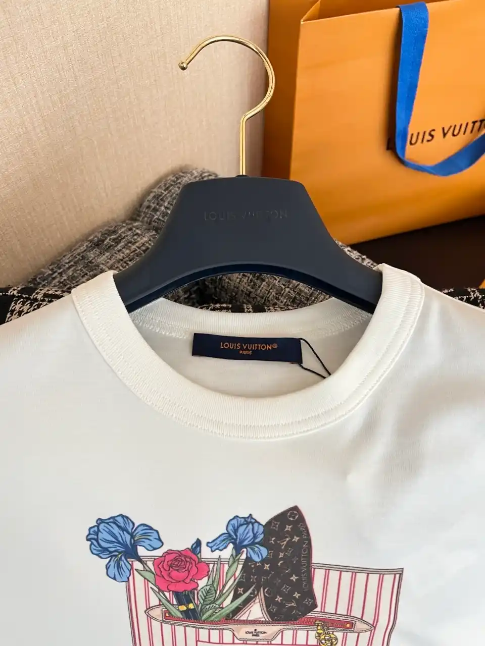 LOUIS VUITTON 루이비통 네버풀 프린트 티셔츠 이미지 3