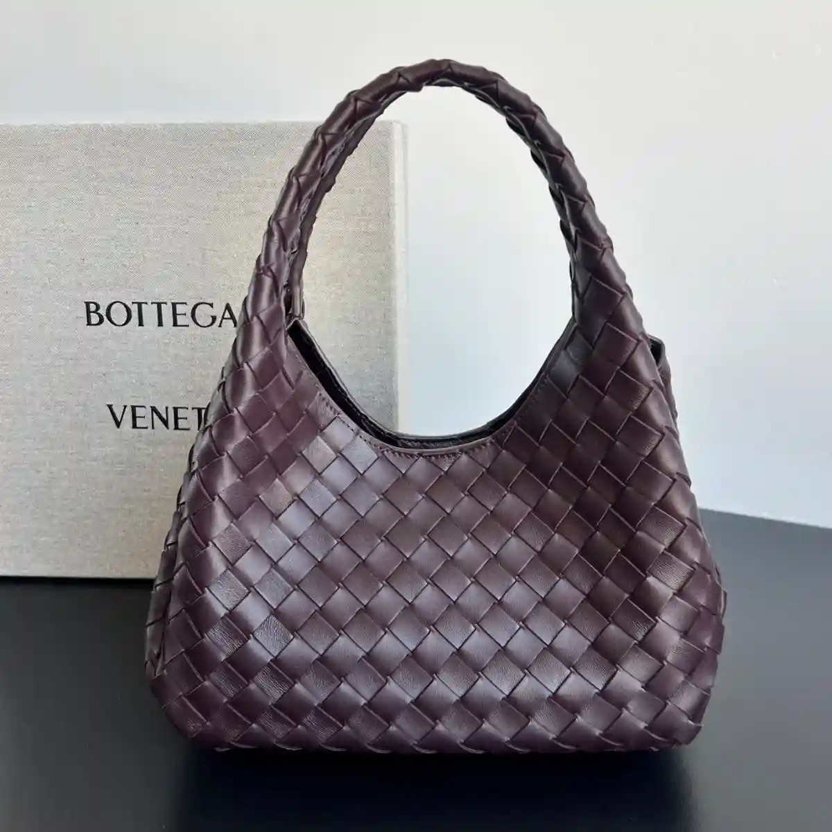 BOTTEGA VENETA 보테가베네타 캄파나 숄더백 Size 2type (스몰, 라지) 이미지 3