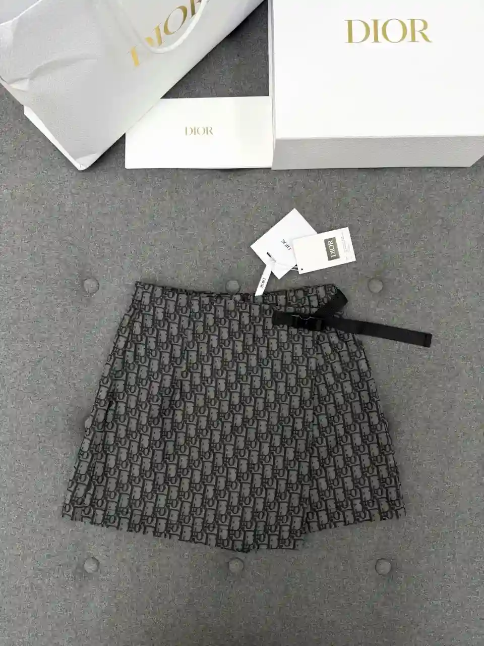 DIOR 디올 치마바지 그레이 디올 오블리크 모티브 테크니컬 자카드 태피터 이미지 2
