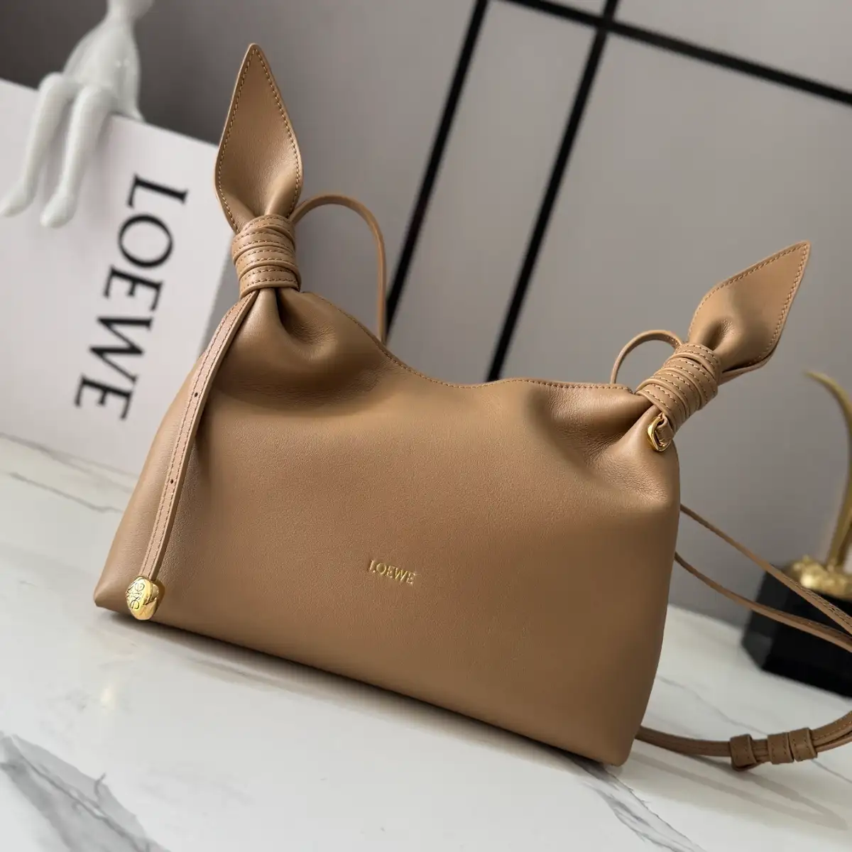 LOEWE 로에베 레더 스카프 숄더백 이미지 4