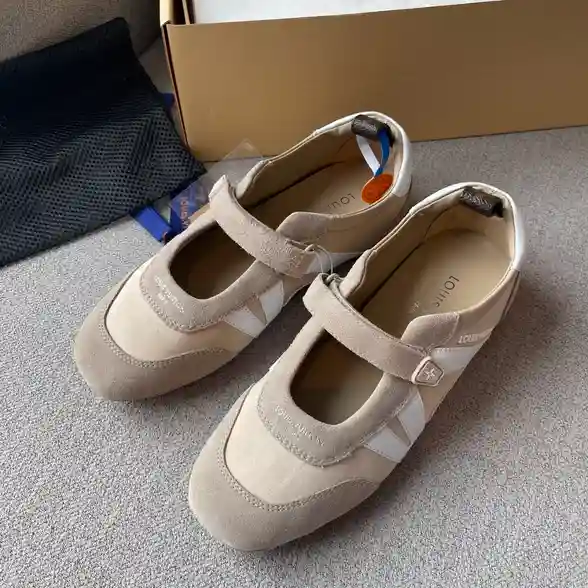 LOUIS VUITTON 루이비통 스니커리나 메리제인 슈즈 이미지 3