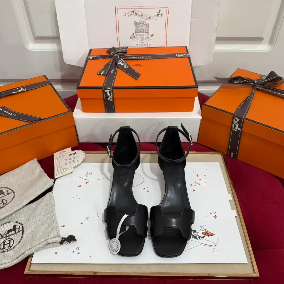 HERMÈS 에르메스 조이 40 샌들 이미지 2